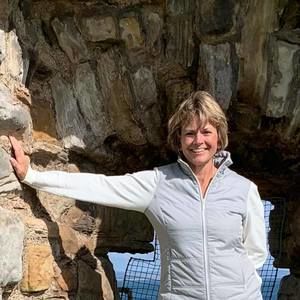 Meet your Posher, Nancy